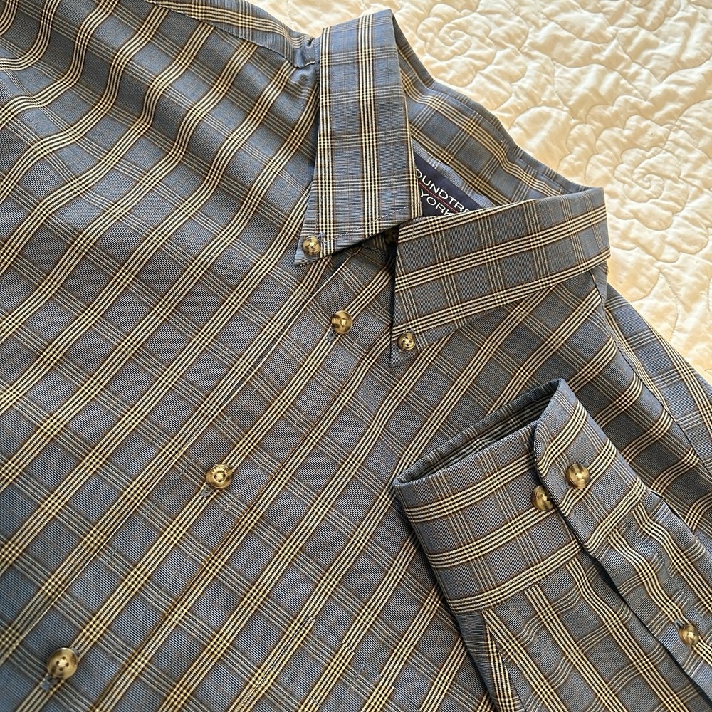 Roundtree and Yorke Men's Blue Plaid Button Down Collar Long Sleeve XL